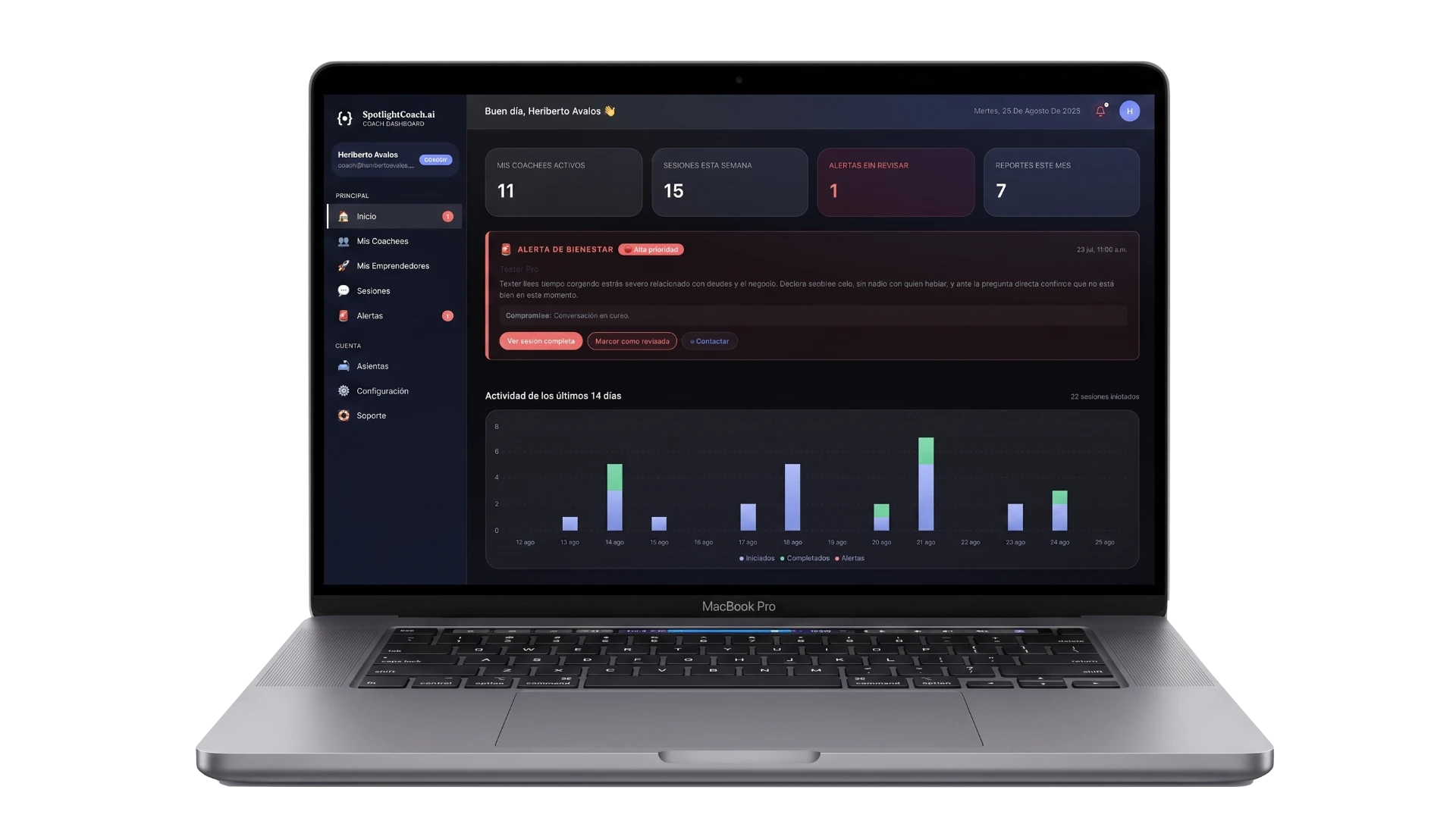 Dashboard de SpotlightCoach.ai con actividad y alertas